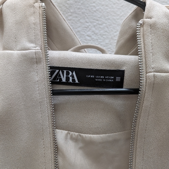 Zara Jacket - Picture 3 of 3